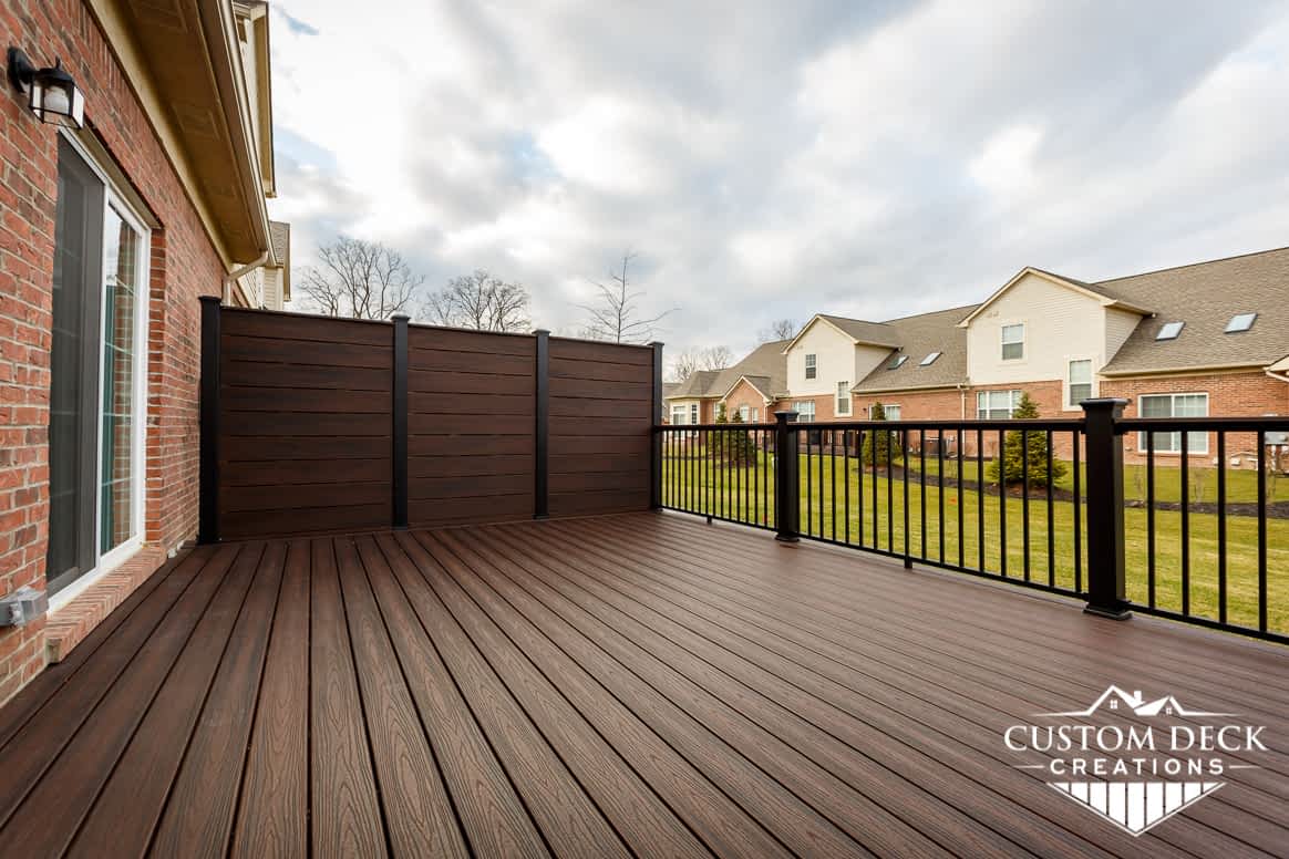 Deck Privacy Wall built with Trex Decking