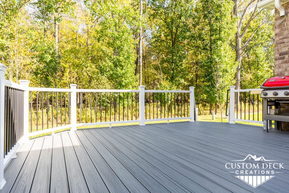Trex deck as outdoor living